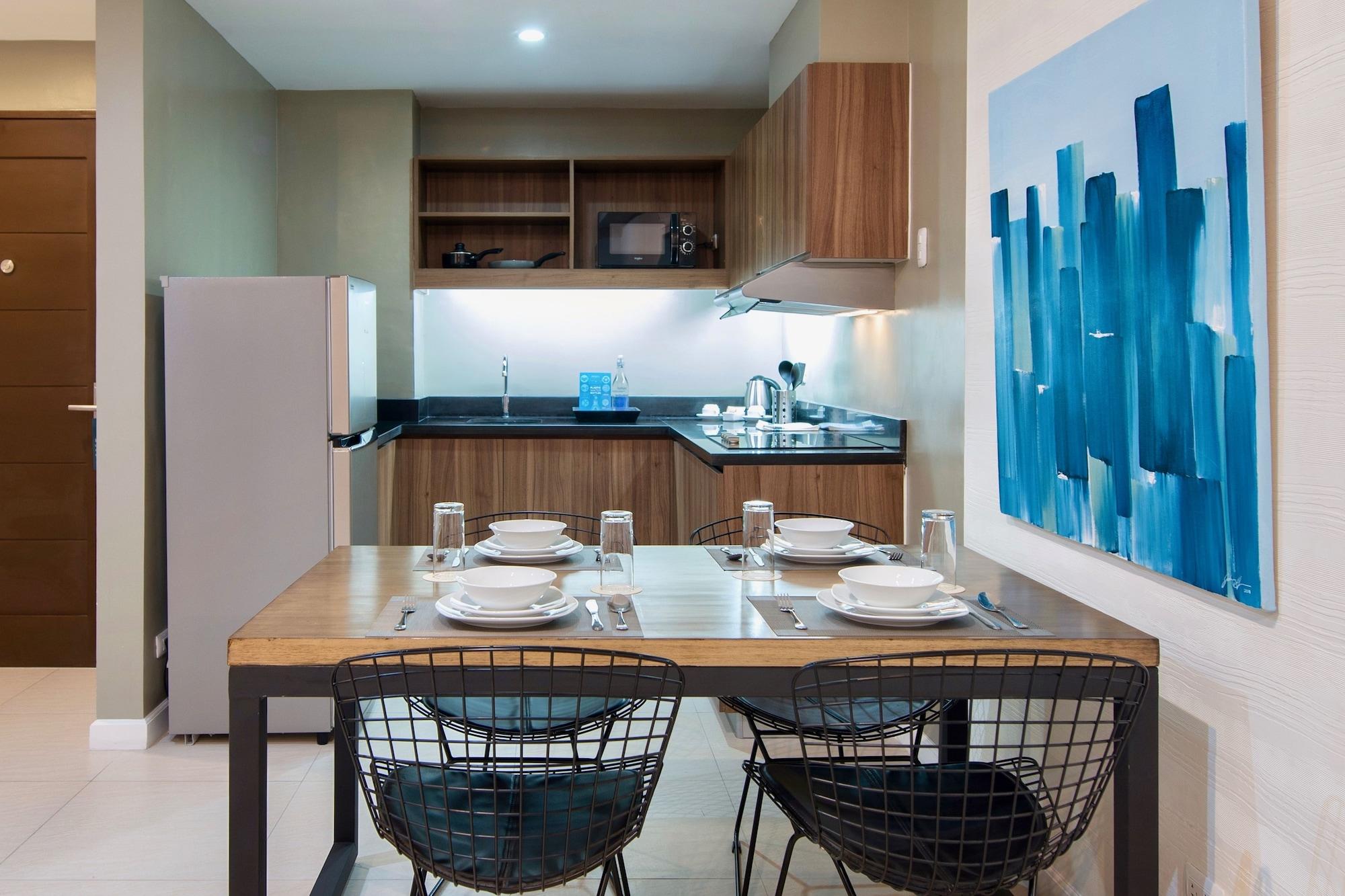 The Sphere Serviced Residences Managed By Hii Makati City Bagian luar foto