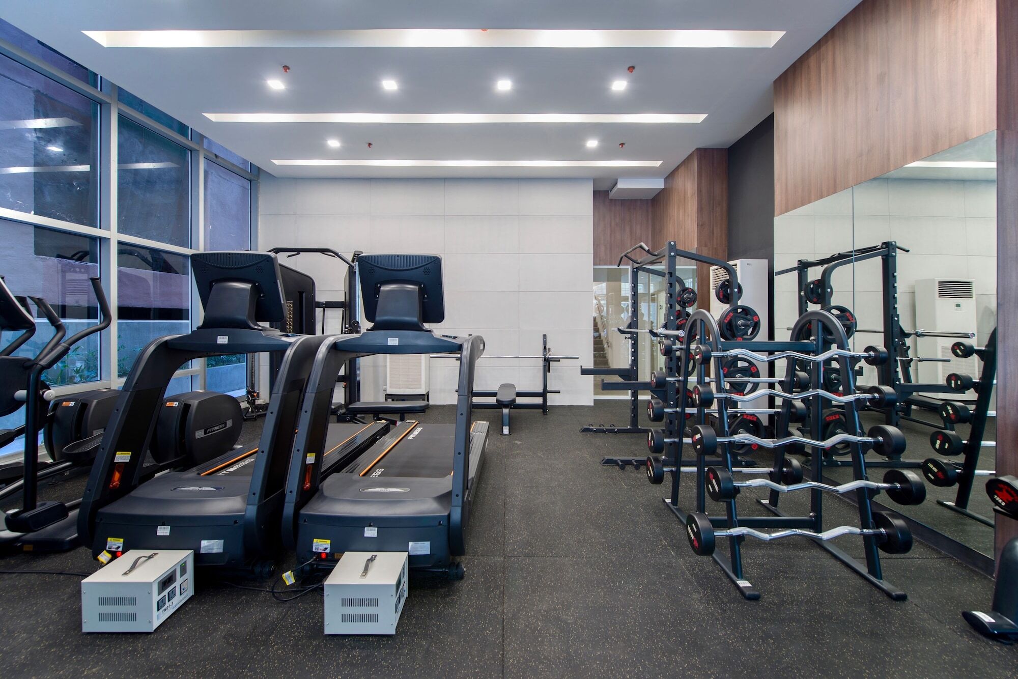 The Sphere Serviced Residences Managed By Hii Makati City Bagian luar foto