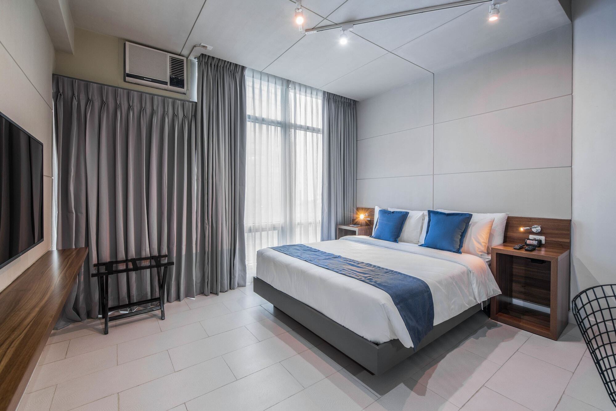 The Sphere Serviced Residences Managed By Hii Makati City Bagian luar foto