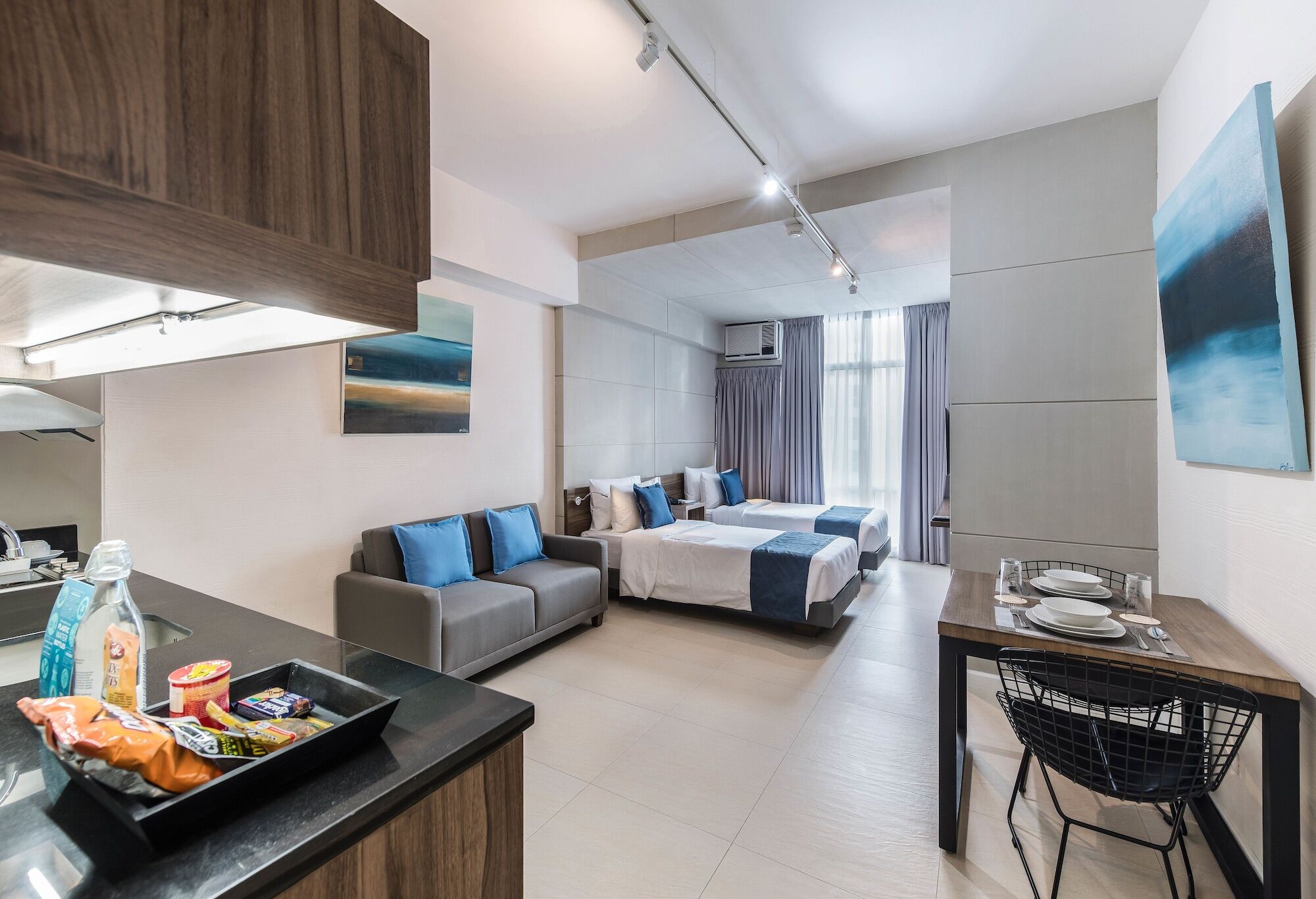 The Sphere Serviced Residences Managed By Hii Makati City Bagian luar foto